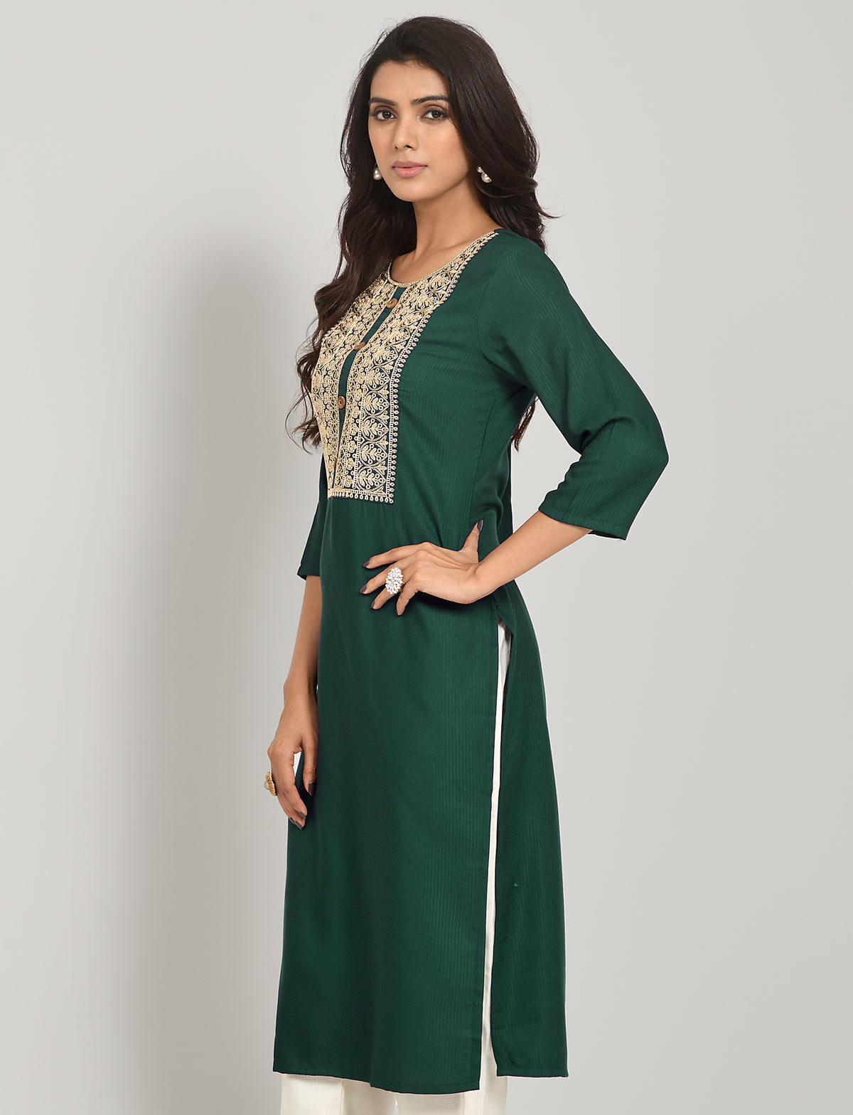 Buy Trendy Green Kurtas Online in India - Joshindia