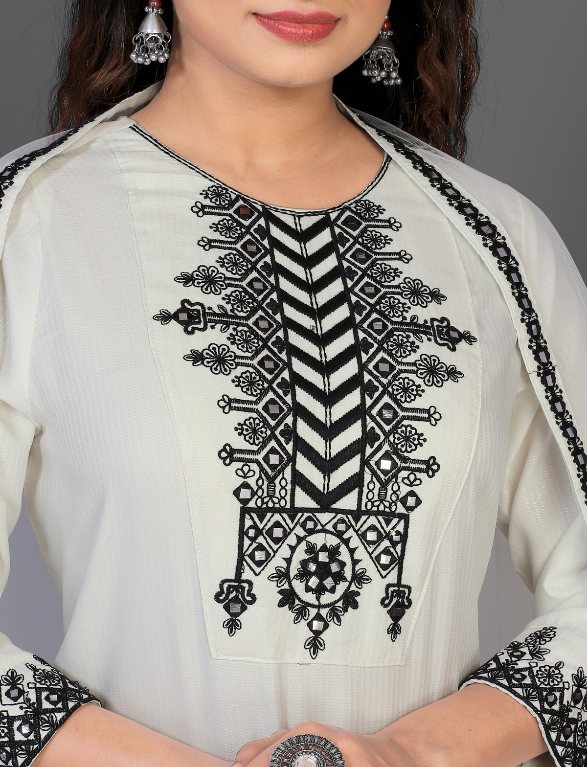 Buy Beautiful Designer White Color Kurta Set For Women - Joshindia