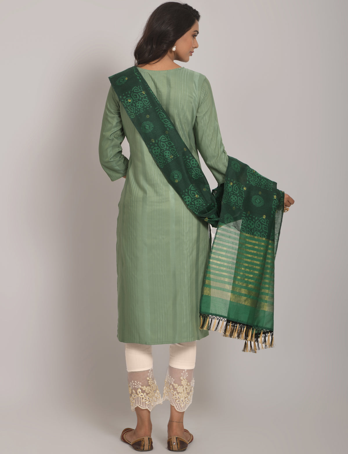Buy Trendy Pista Green Kurtas Online in India - Joshindia