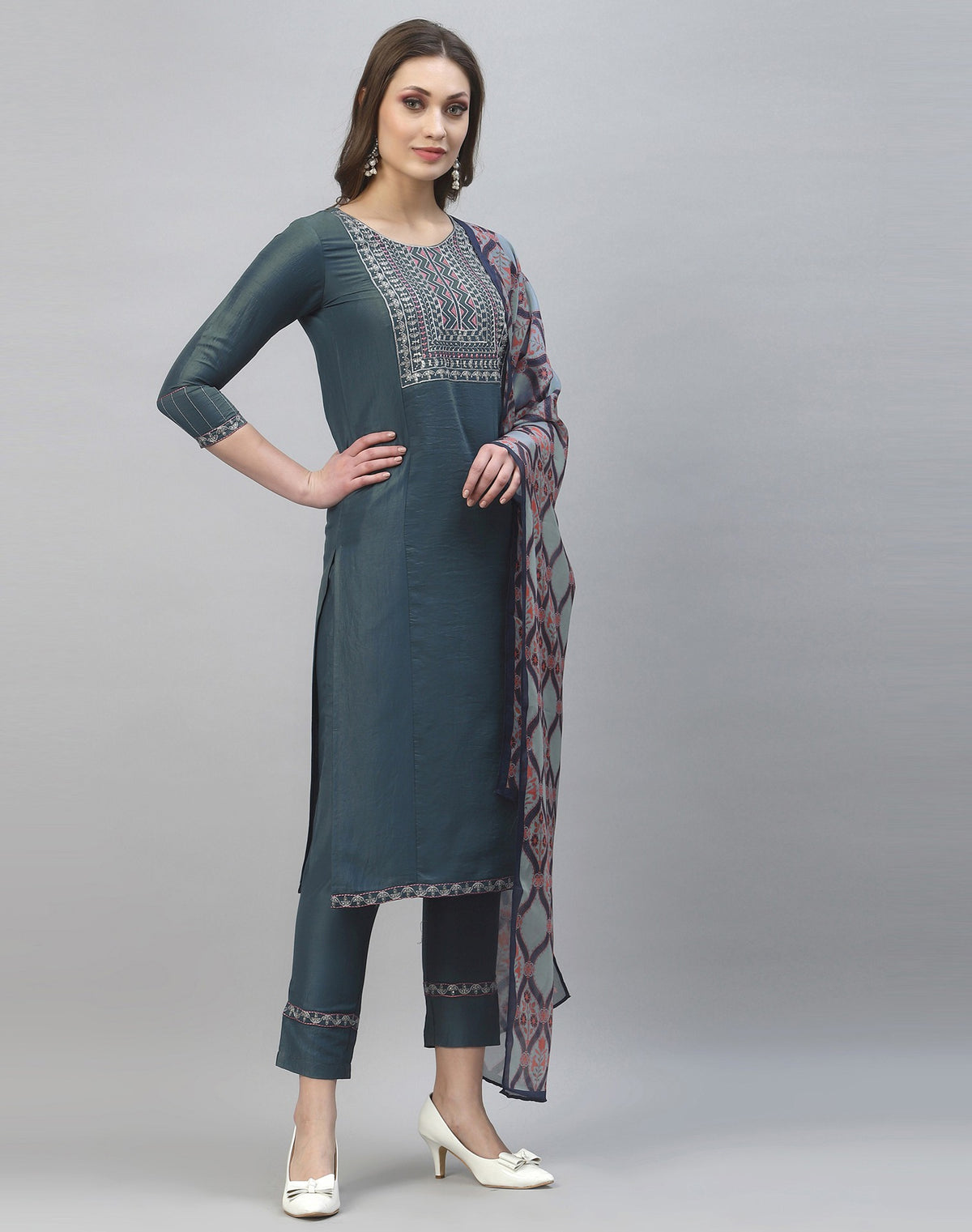 Buy Trendy Grey Kurtas Online in India - Joshindia