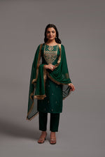 Buy Trendy Green Kurtas Online in India - Joshindia