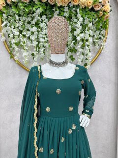 Buy Latest Green Color Lehenga Choli Online at Best Price - Joshindia