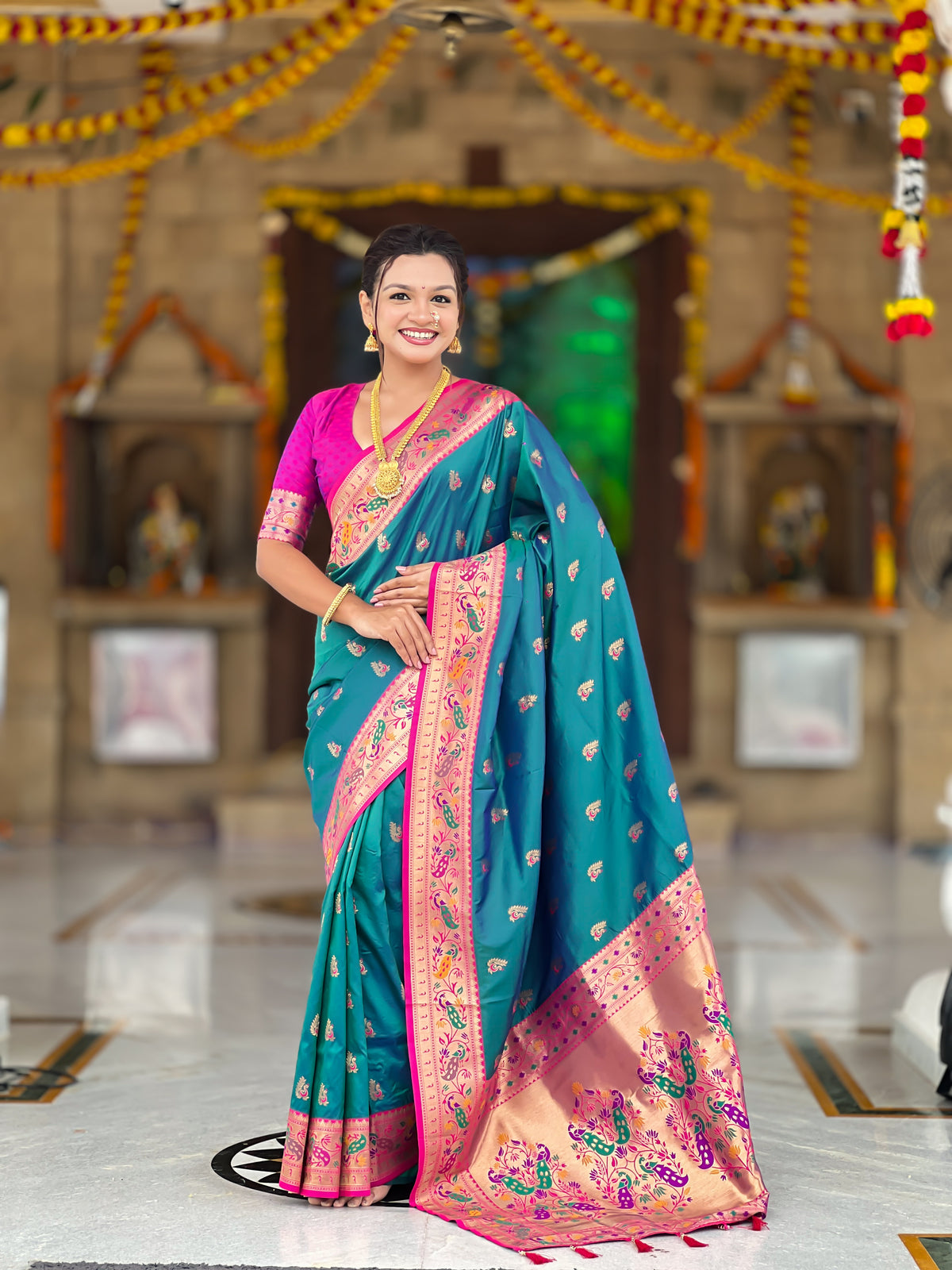 Woven Golden Border Design Silk Blend Paithani Saree