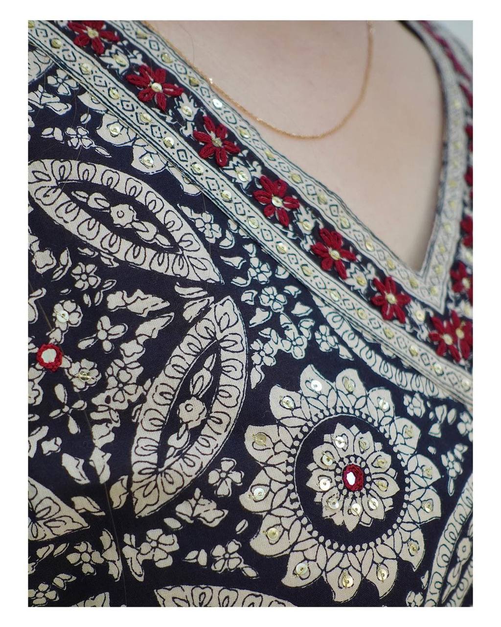 Beautiful Black Color Designer kurta Set for casual function Buy Now - Joshindia