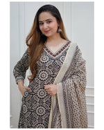 Beautiful Black Color Designer kurta Set for casual function Buy Now - Joshindia