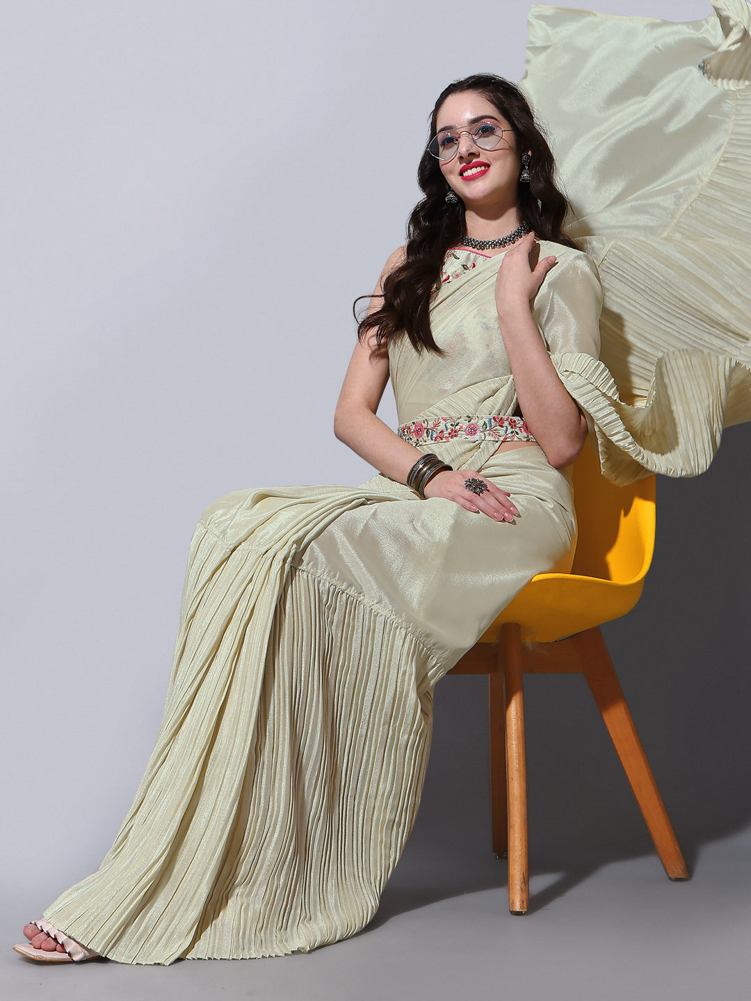 Buy Trendy Cream Saree Online in India -JOSHINDIA - Joshindia
