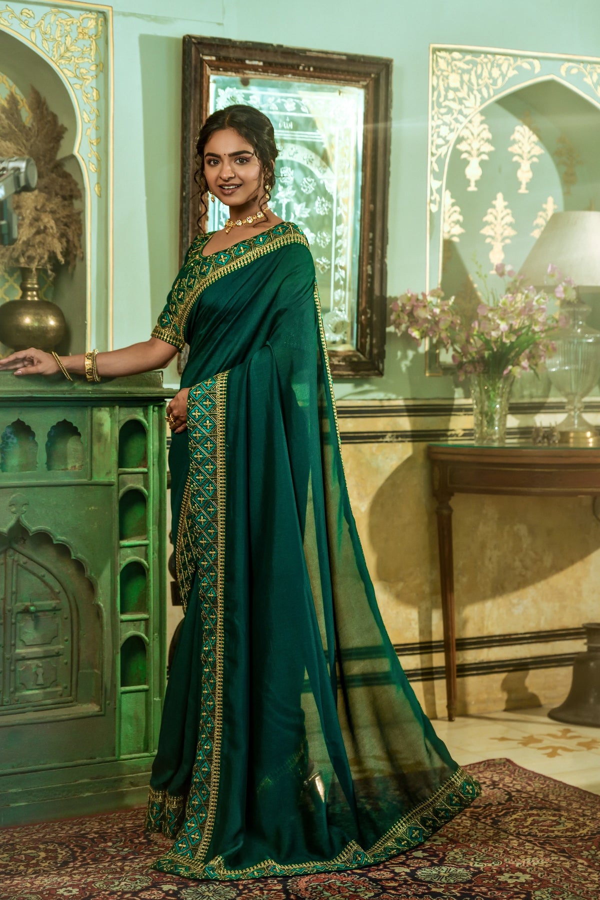 Buy Trendy Green Saree Online in India - Joshindia