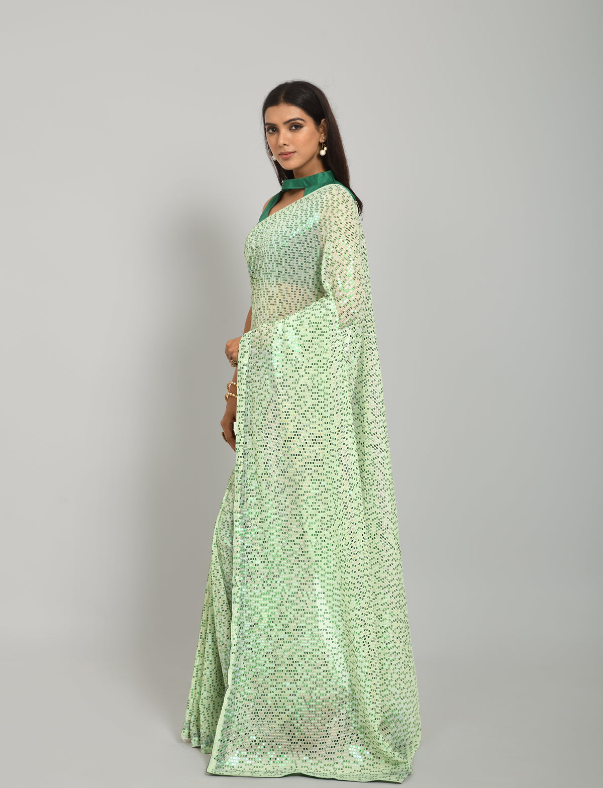 Buy Trendy Green Saree Online in India - Joshindia