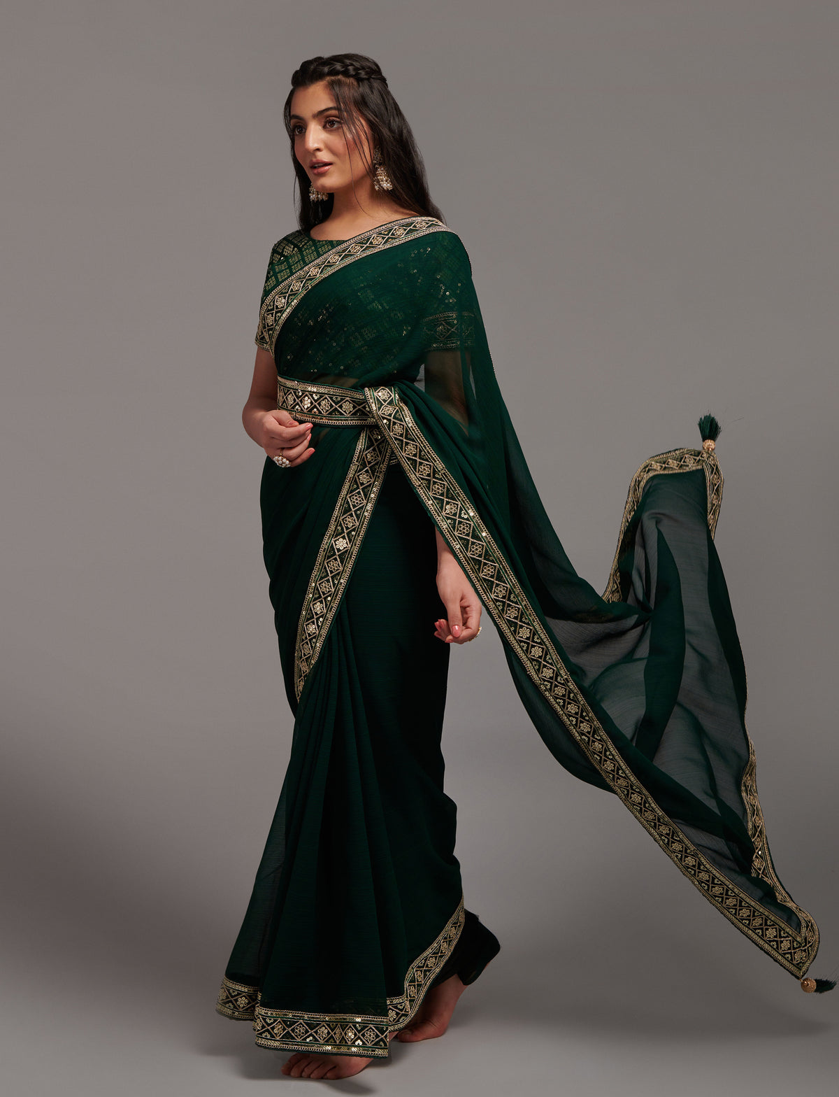 Green Saree - Buy Latest Green Colour Sarees Online - JOSHINDIA - Joshindia