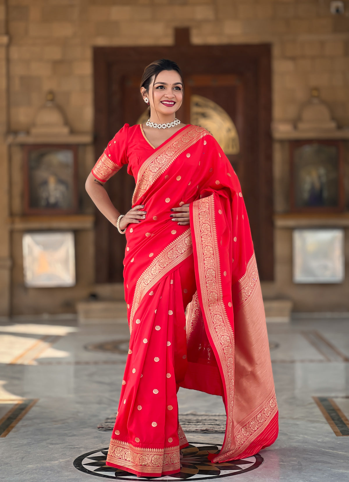 MN Woven Design Zari Silk Blend Banarasi Saree