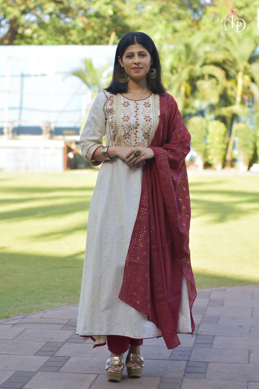 Buy Most beautiful White Color Designer Kurta Set For Summer - Joshindia
