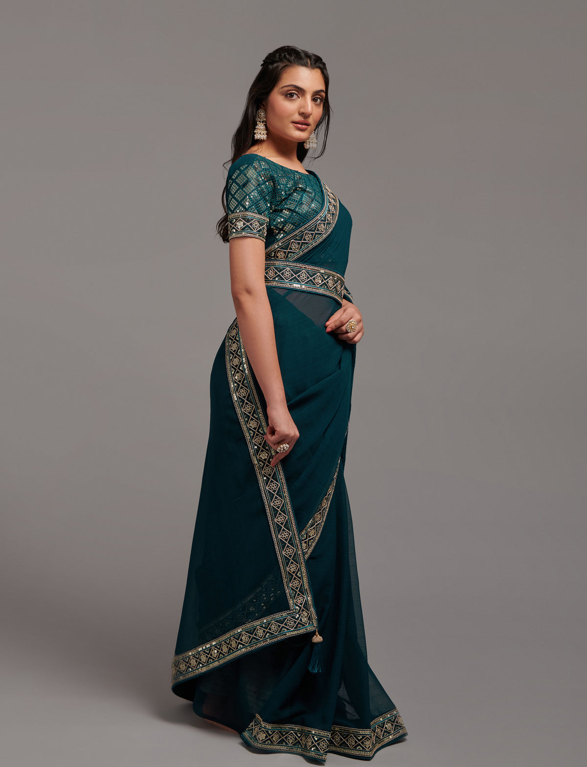 Amazing Solid Pure Silk Saree With Blouse Piece - JOSHINDIA - Joshindia