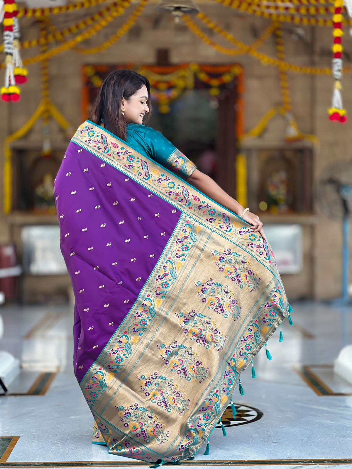 Woven Design Silk Blend Paithani Saree
