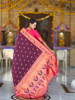 Woven Golden Border Design Silk Blend Paithani Saree
