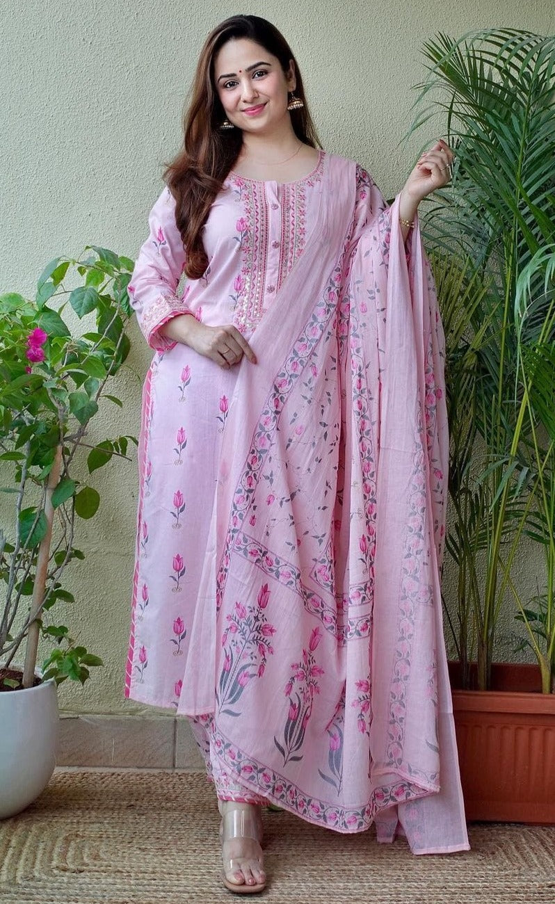 Buy Pink Kurtas Sets online in India - Joshindia