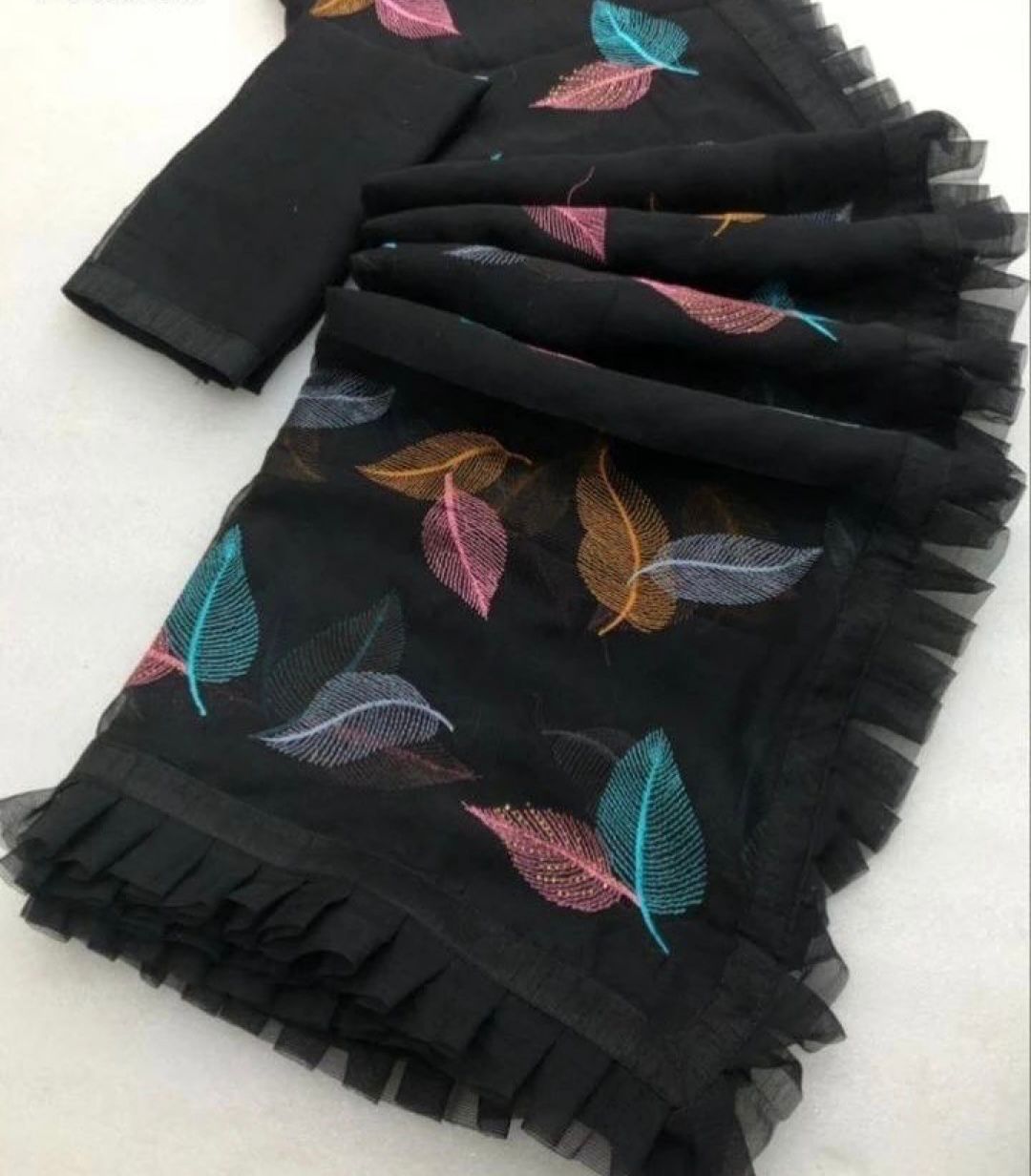 Buy Black Saree Online at Best Prices In India - Joshindia