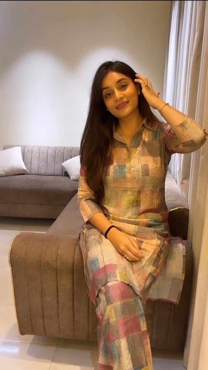 Shop for Women Kurtas, Suits & Kurtis Online in India - Joshindia