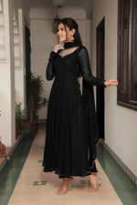 Buy Trendy Black Gown Online in India - Joshindia