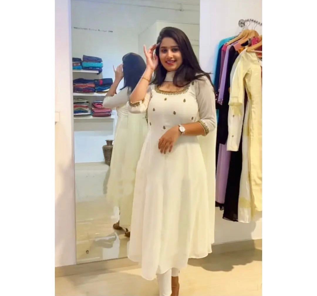 Buy Women White Kurtis Kurtas online in India - Joshindia