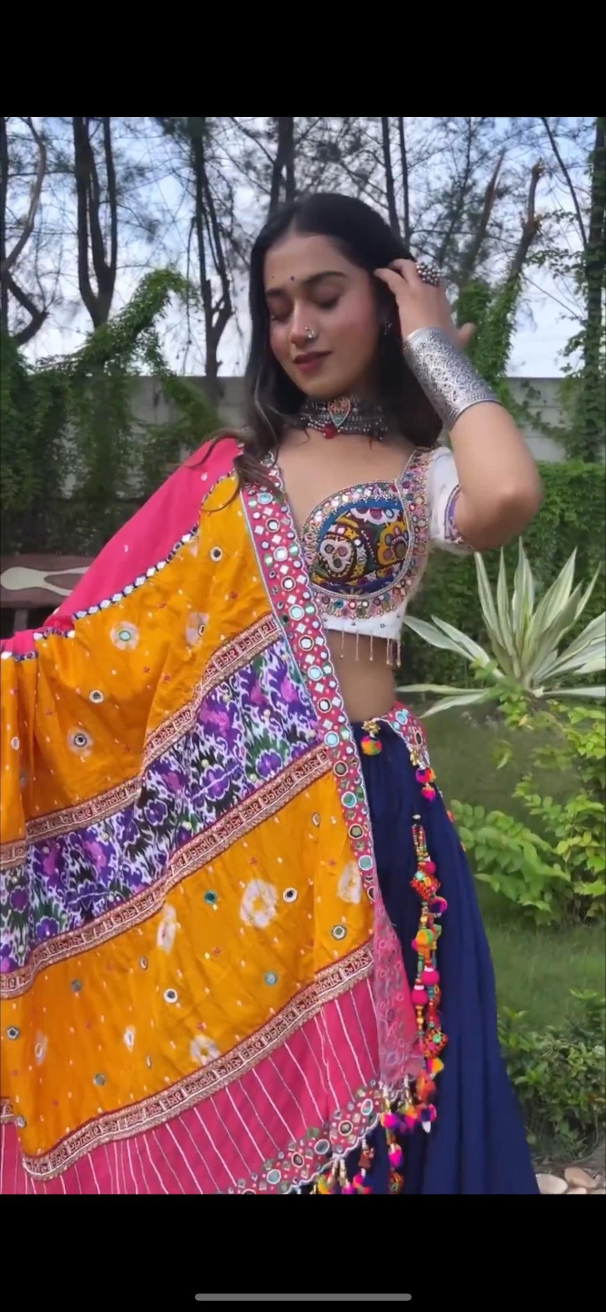 Buy Traditional Navratri Chaniya Choli Latest 2023 Designs - Joshindia