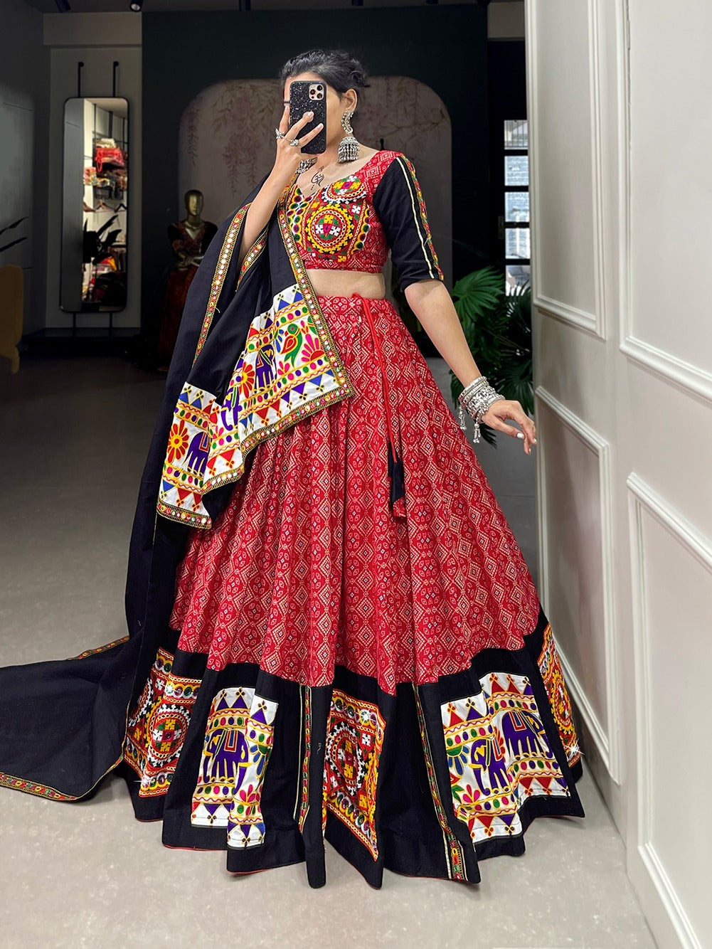 Navratri Chaniya Choli For Women Latest Design - Joshindia
