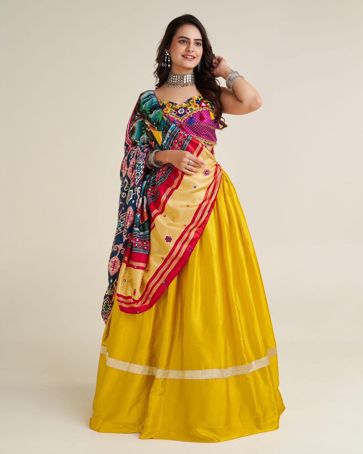 Buy Navratri Chaniya Choli Online - Joshindia