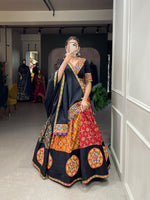 Buy Latest Collection of Designer Lehenga Cholis Online - Joshindia