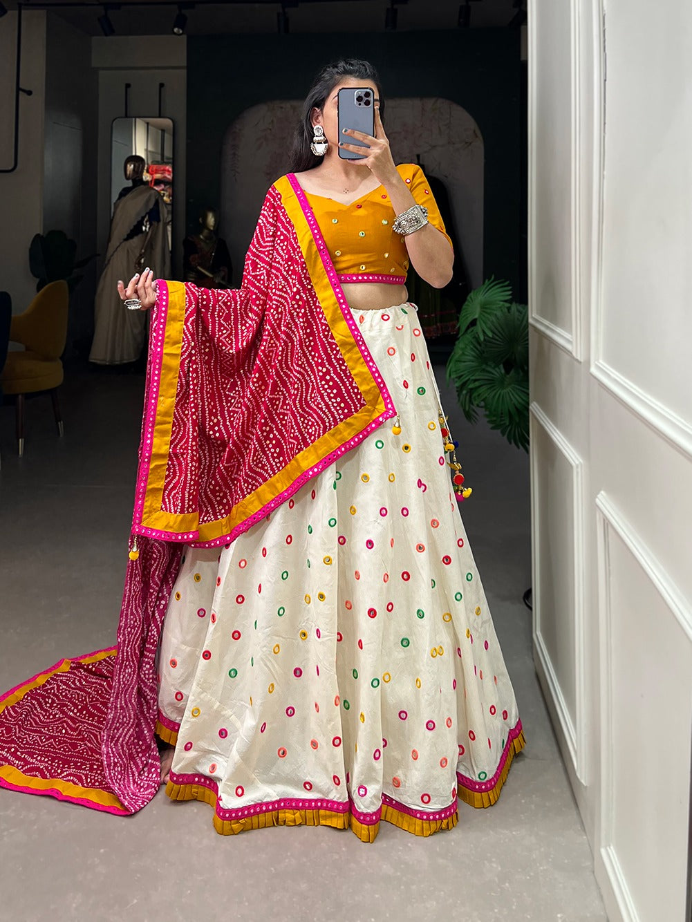 Buy Traditional Navratri Chaniya Choli Latest 2023 Designs - Joshindia