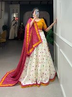 Buy Traditional Navratri Chaniya Choli Latest 2023 Designs - Joshindia