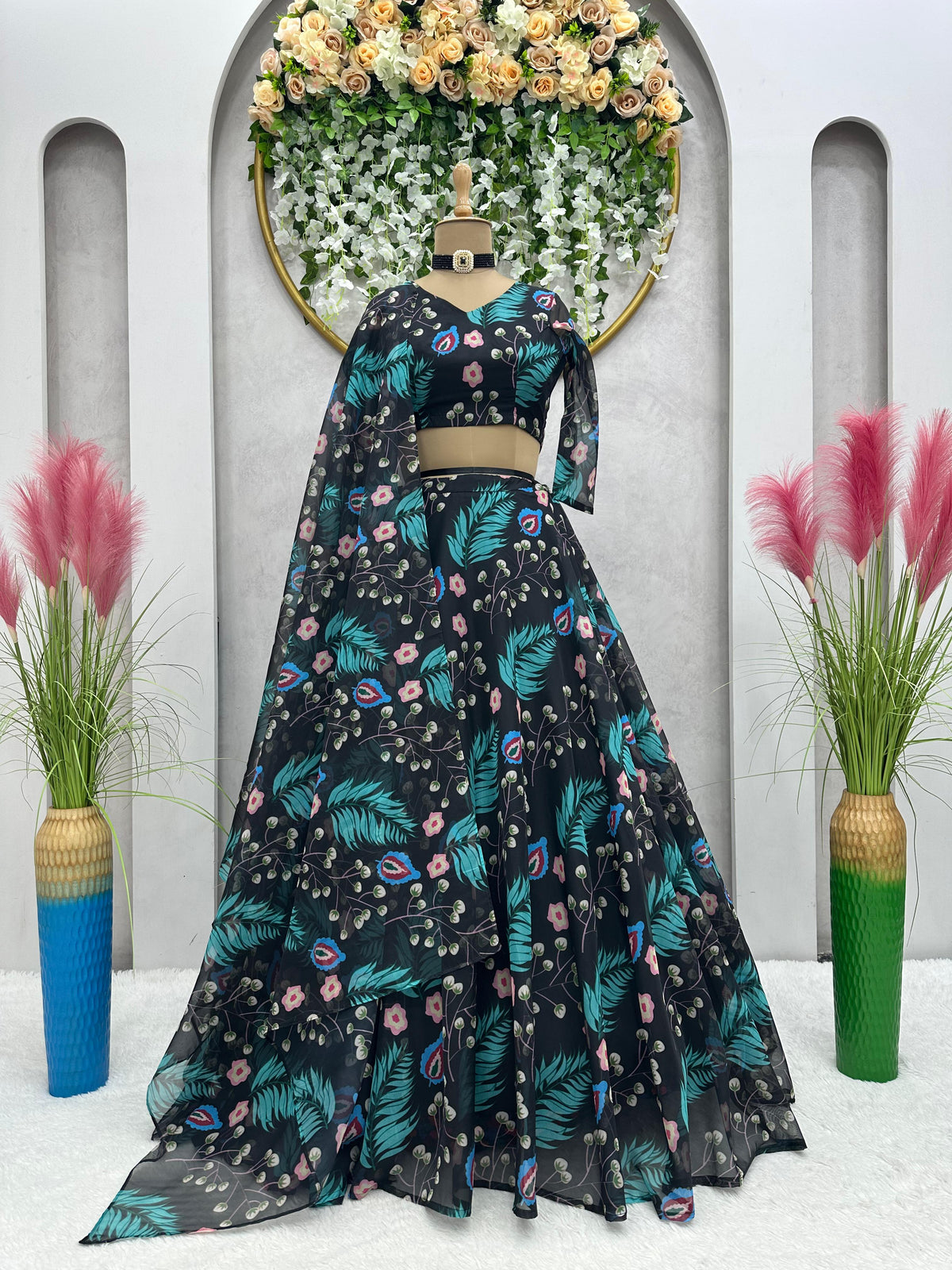 Buy Latest Designer Organza Lehenga Cholis Online - Joshindia