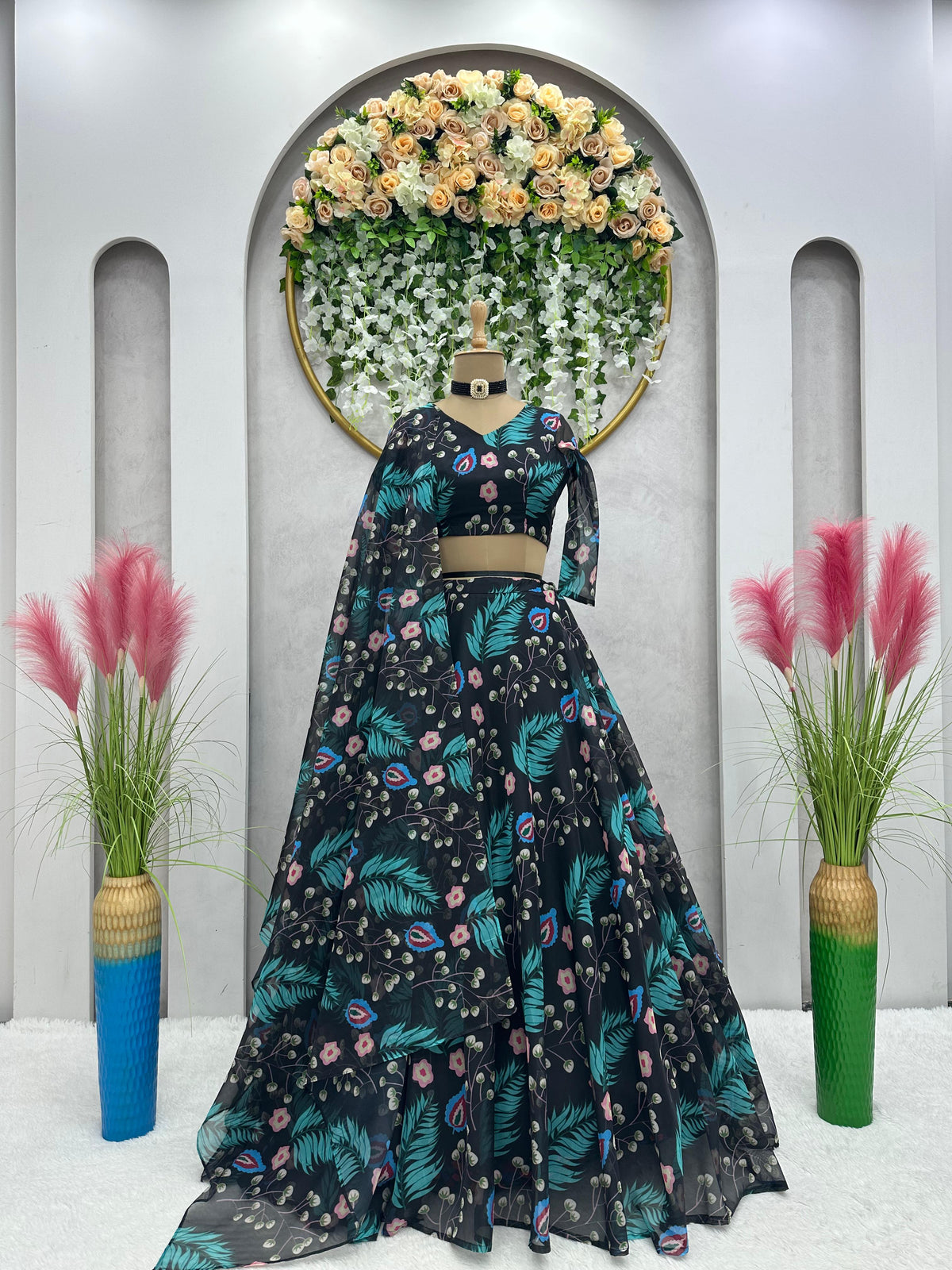 Buy Latest Designer Organza Lehenga Cholis Online - Joshindia