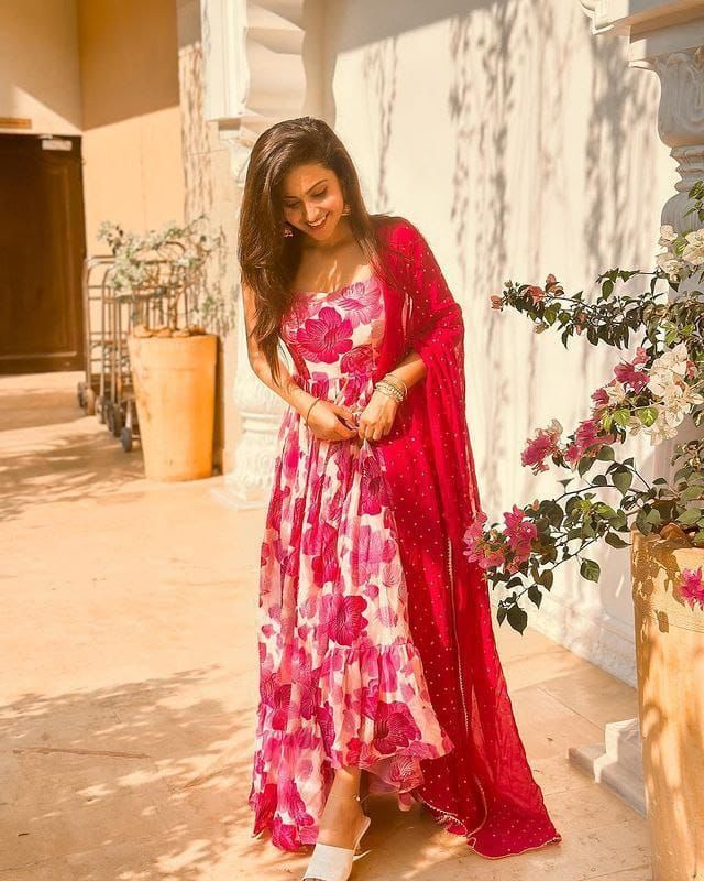 Buy Pink Kurtas Sets online in India - Joshindia