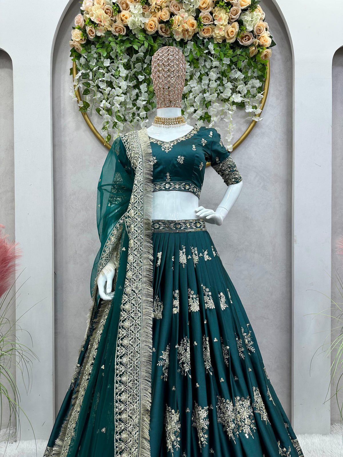 Buy Designer Lehenga For Women Online - Joshindia