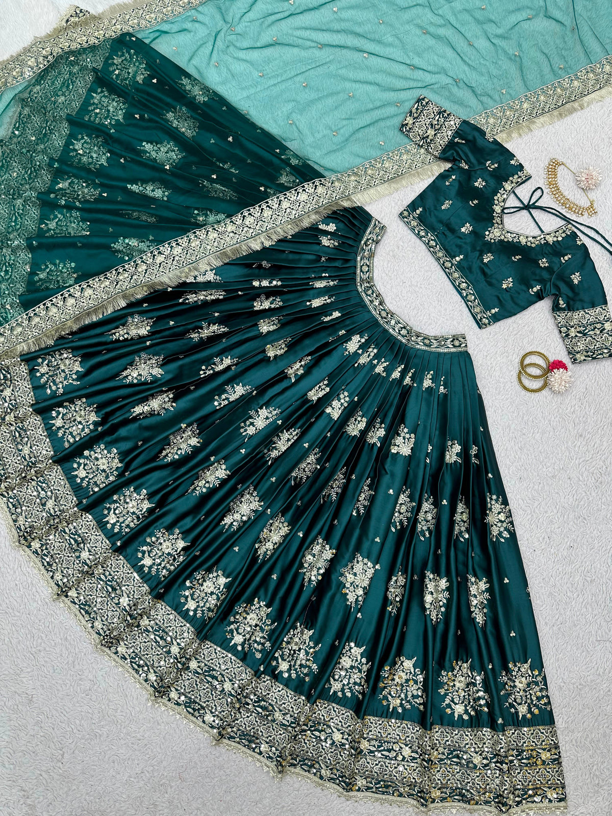 Buy Designer Lehenga For Women Online - Joshindia