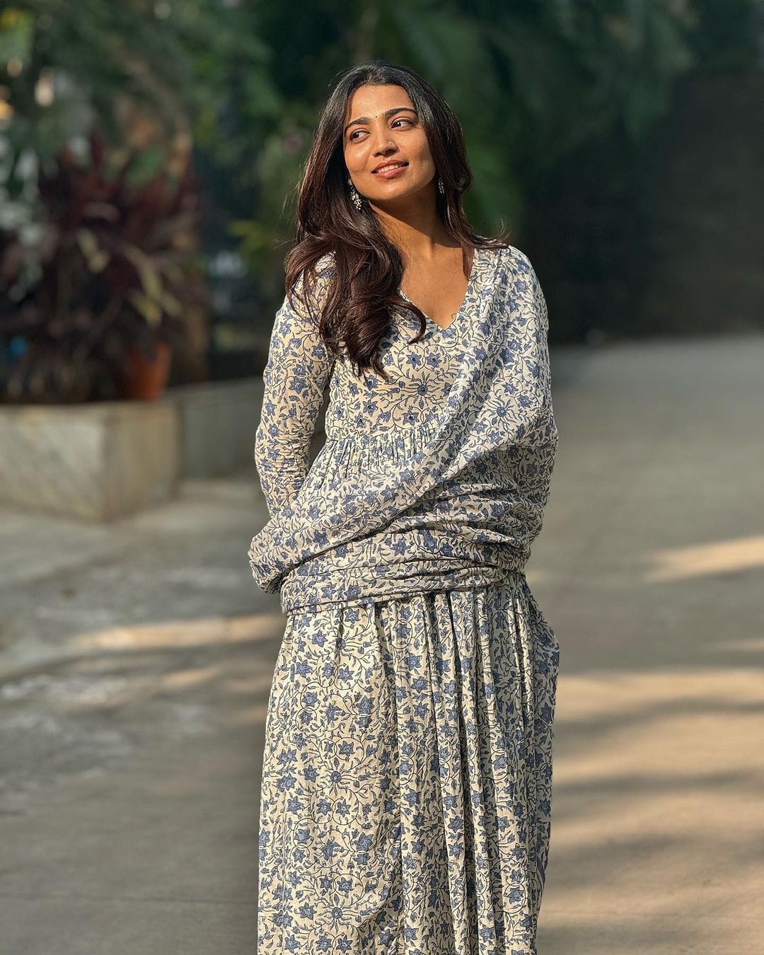 Buy Latest Cotton Suits for Women Online in India - Joshindia