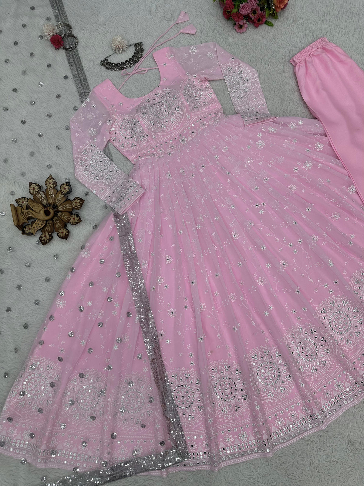 Buy Latest Pink Color Salwar Suit Online - Joshindia