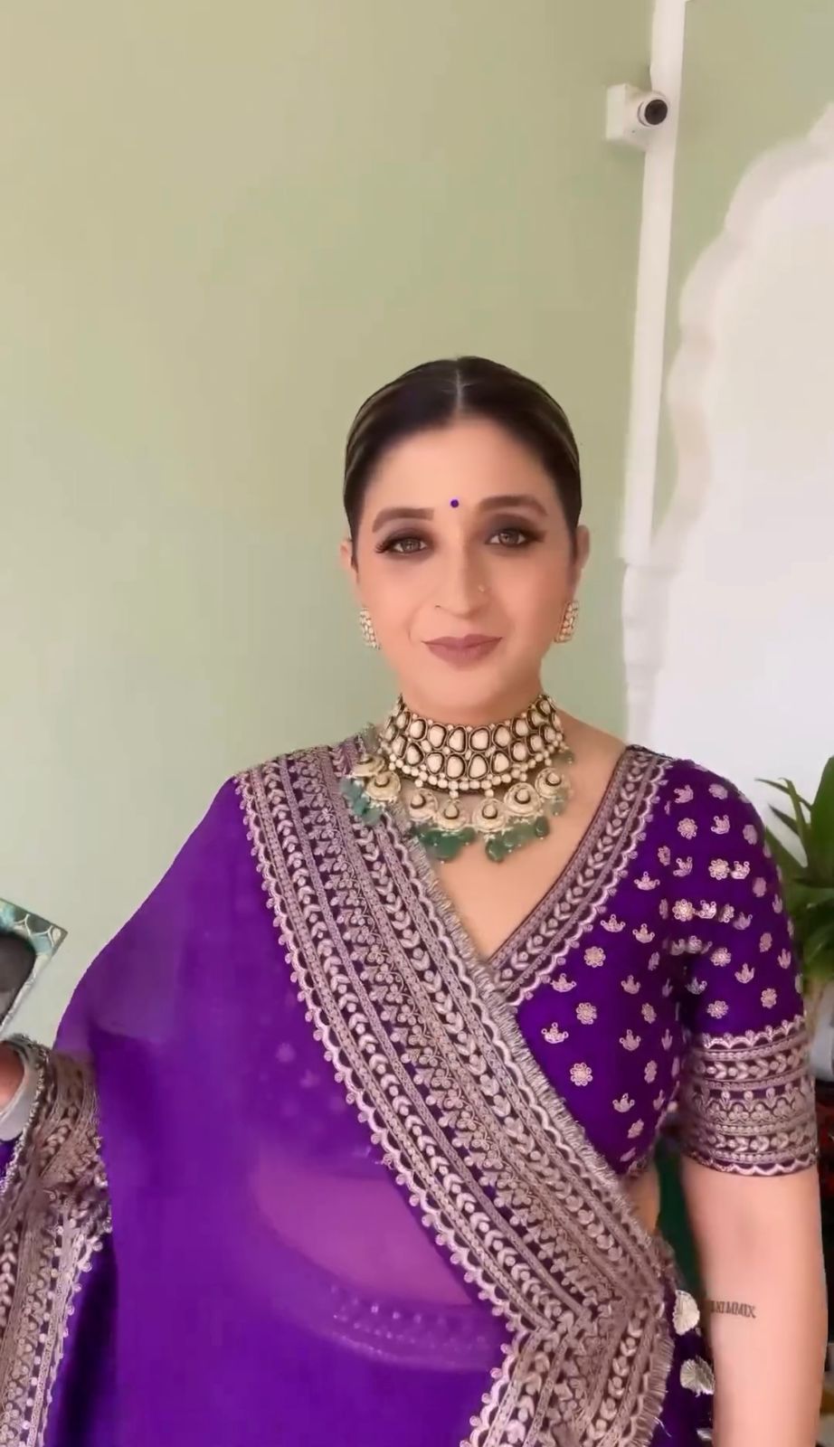 Purple Organza Lehenga With A Heavy Blouse And Dupatta - Joshindia