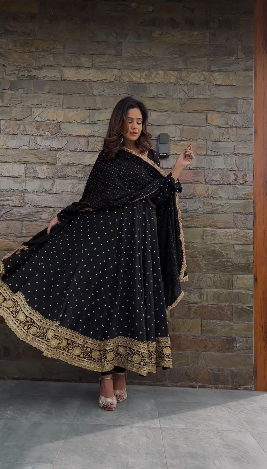 Black georgette thread and sequence work party wear anarkali suit - Joshindia