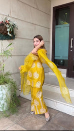 Buy Designer Salwar Suit Online in India - Joshindia