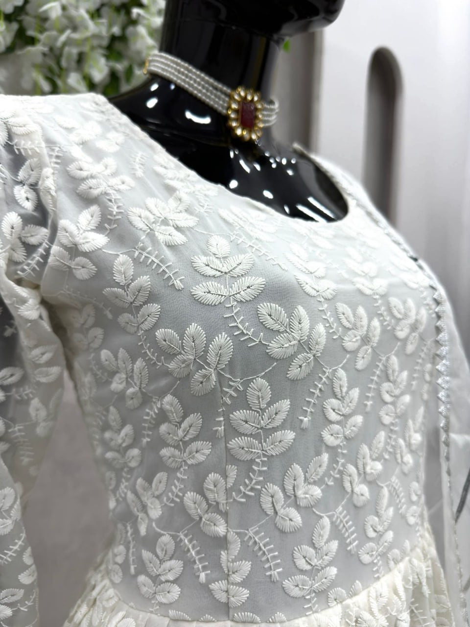 Buy White Kurtas For Women Online In India - Joshindia