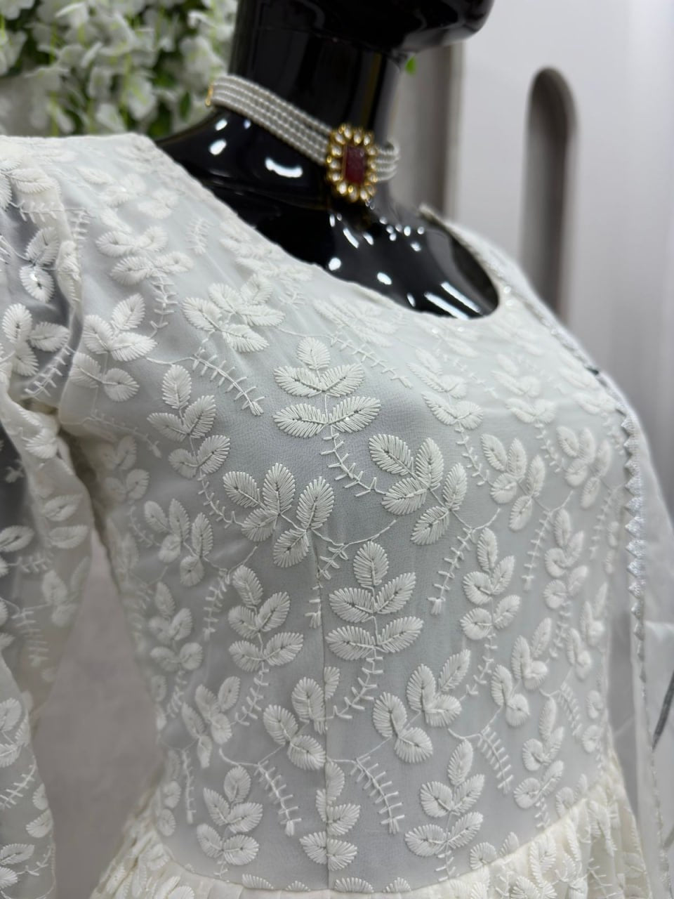 Buy White Kurtas For Women Online In India - Joshindia