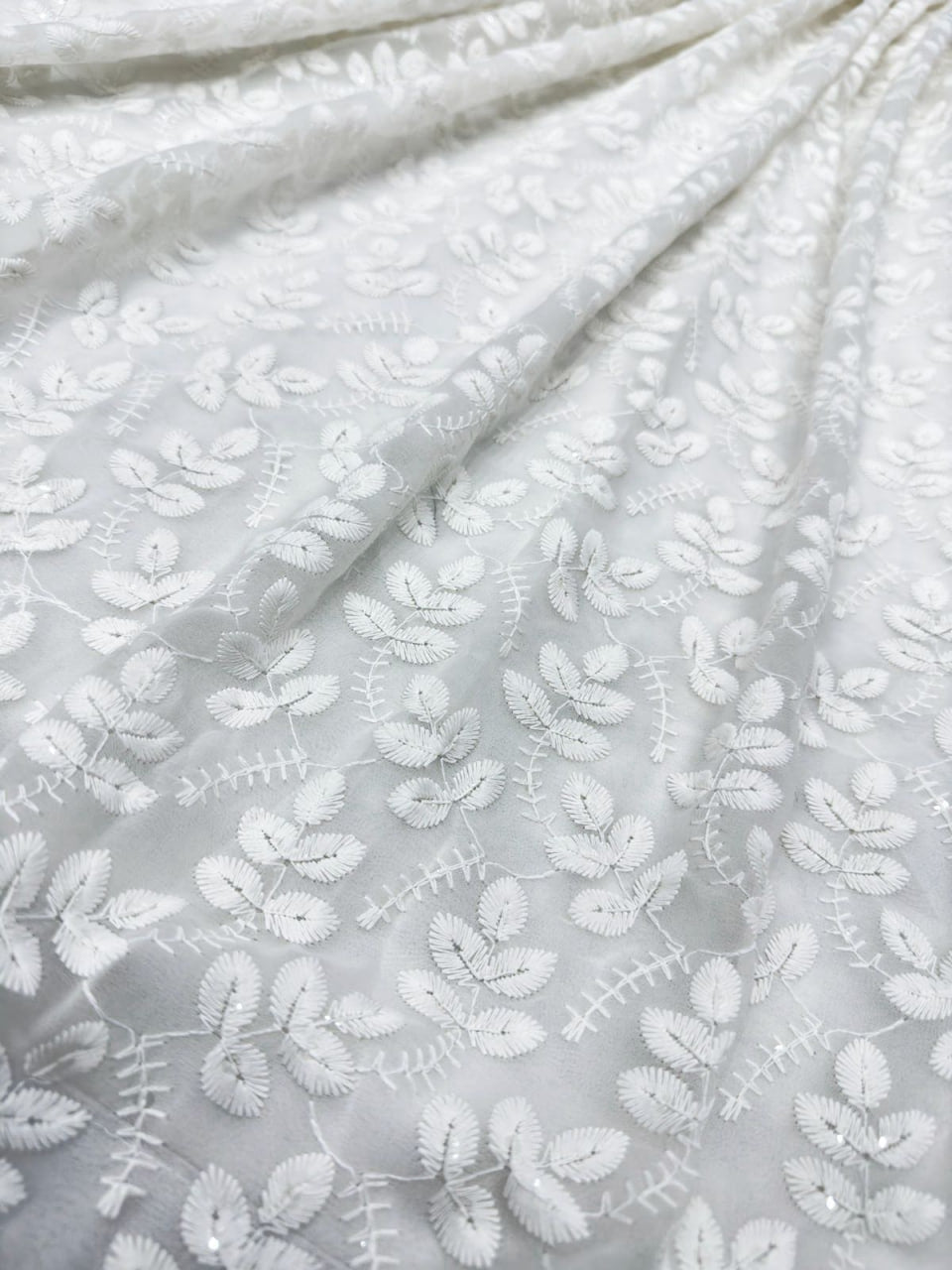 Buy White Kurtas For Women Online In India - Joshindia