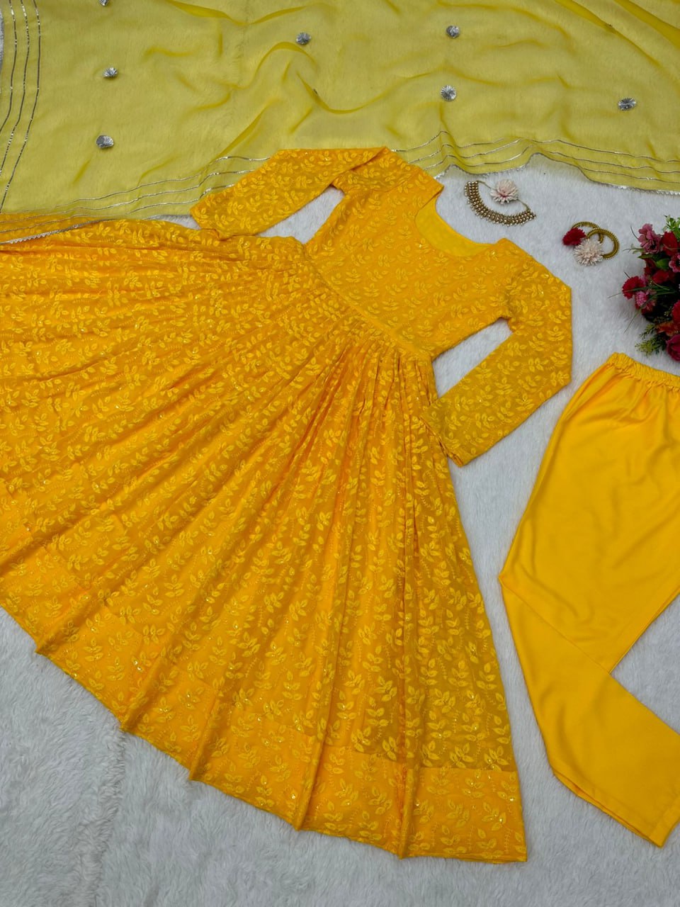 Buy Yellow Kurta Sets for Women Online in India - Joshindia