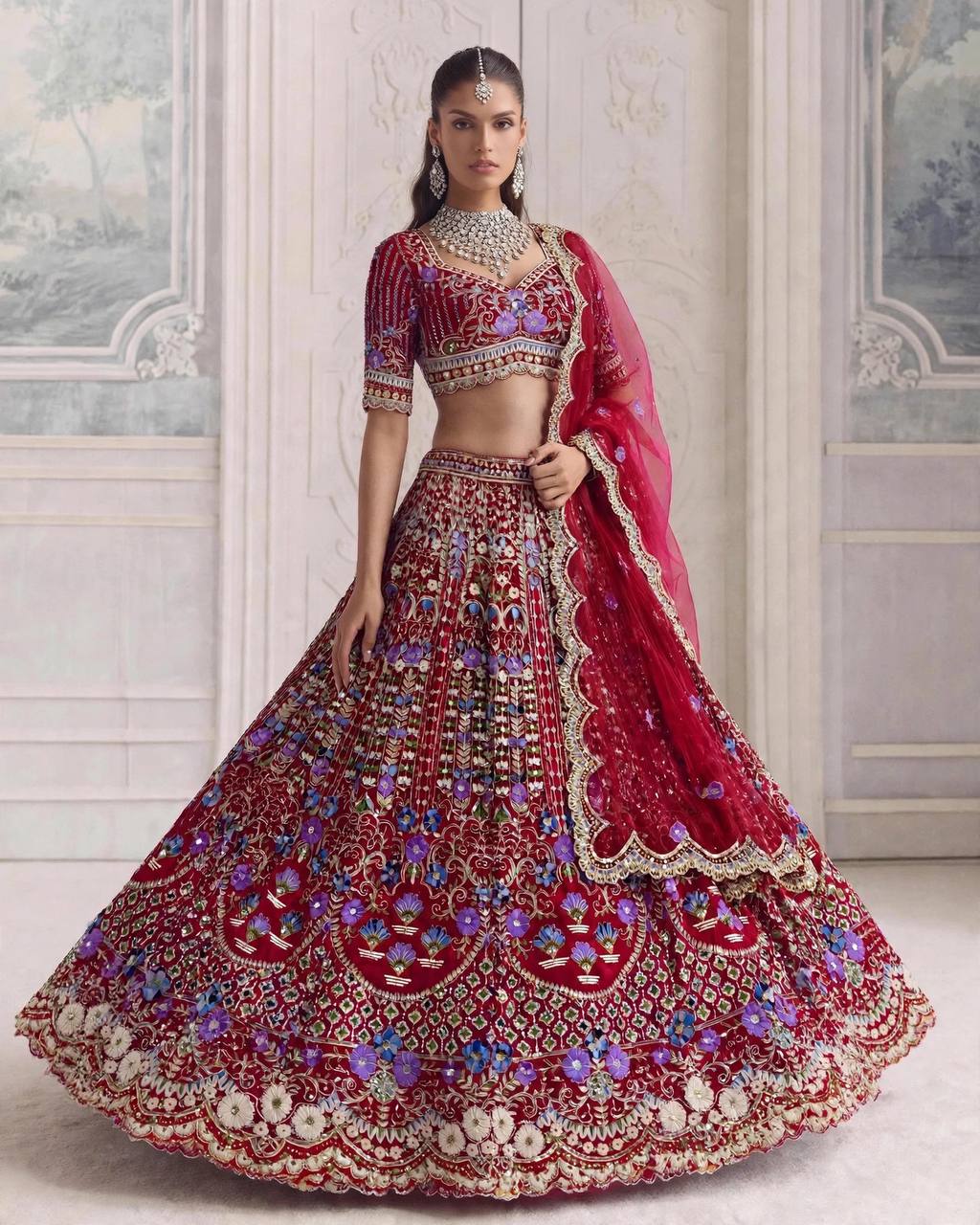 DESIGNER BRIDALRED WEDDINGLEHENGA