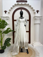 DESIGNER ANARKALI SUITWITH ORGANZA DUPATTA
