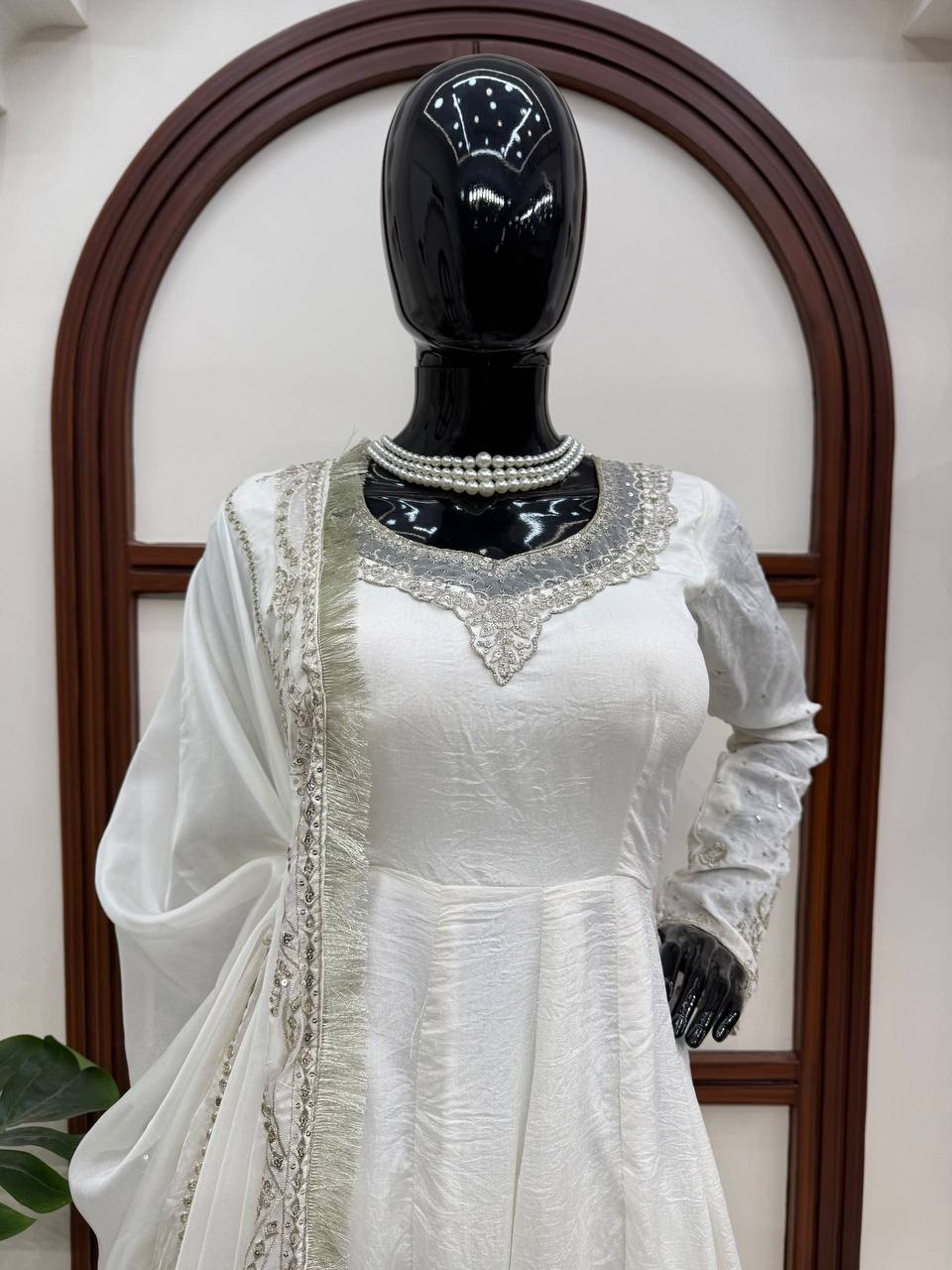 DESIGNER ANARKALI SUITWITH ORGANZA DUPATTA