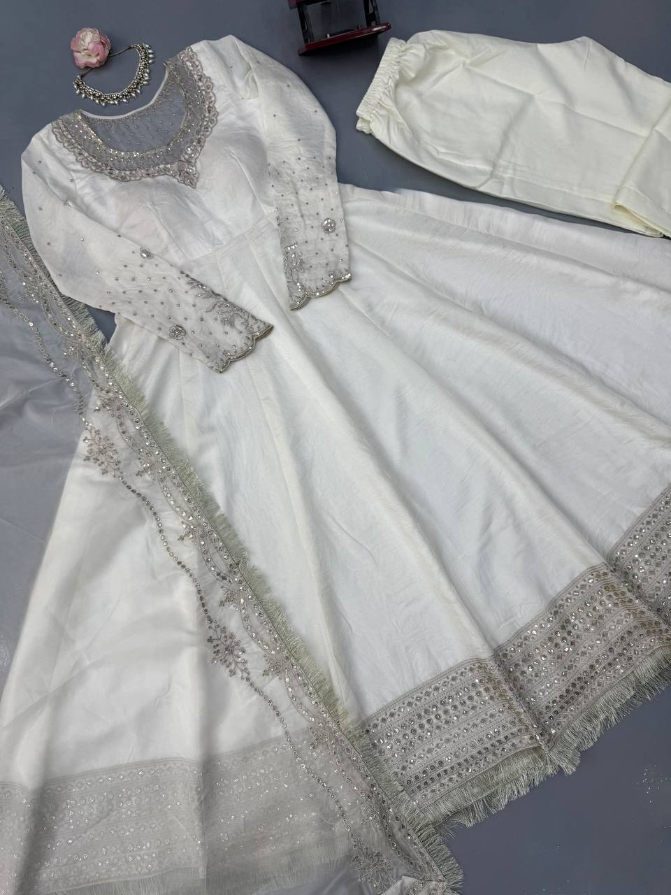 DESIGNER ANARKALI SUITWITH ORGANZA DUPATTA