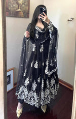 Buy Trendy Black Gown Online in India - Joshindia