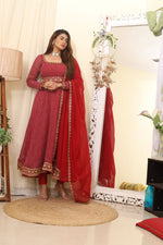Party Wear Gown Designs Online for Girls - Joshindia