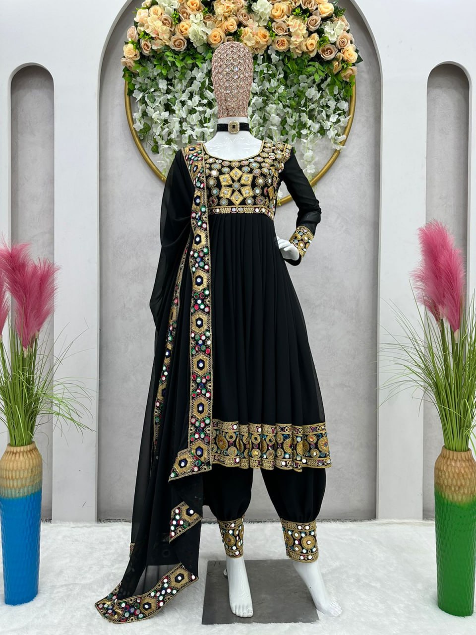 Buy Designer Kurtis for Women Online - Joshindia